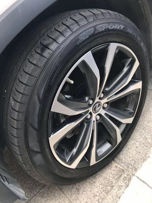 OEM 750mlのカーケア プロダクト タイヤの輝やきのための多目的の泡の洗剤